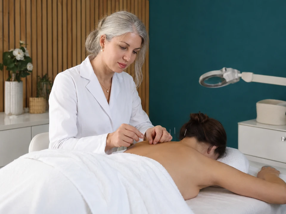 Naturheilkundliche Therapie in der Heilpraxis Edelweiss